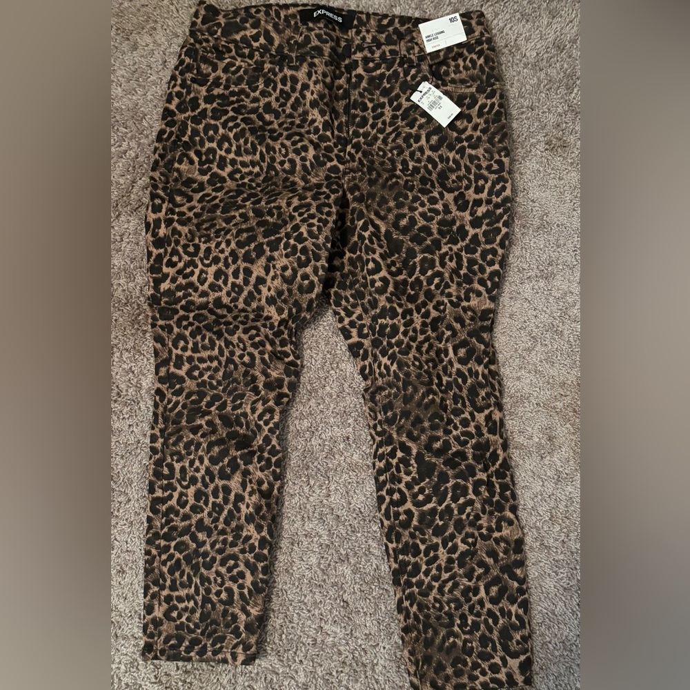 Express Leopard Print Skinny Ankle Pants NWT - Picture 2 of 4